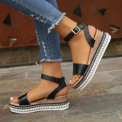 CLOG WEDGE BUCKLE LOW SANDALS