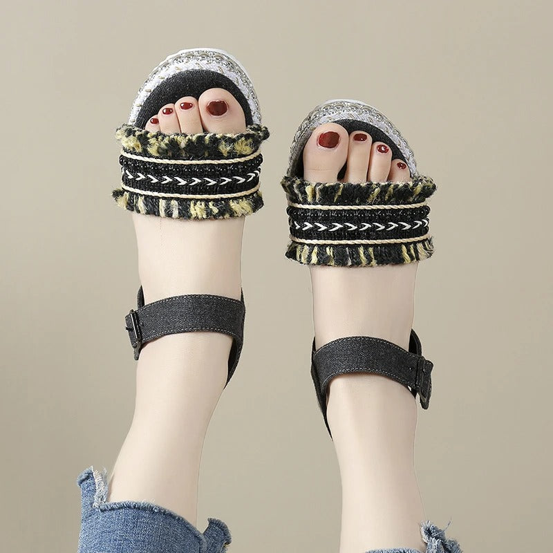 LUNA | PLATFORM BUCKLE ROMAN SANDALS