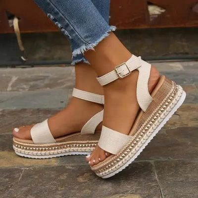 CLOG WEDGE BUCKLE LOW SANDALS