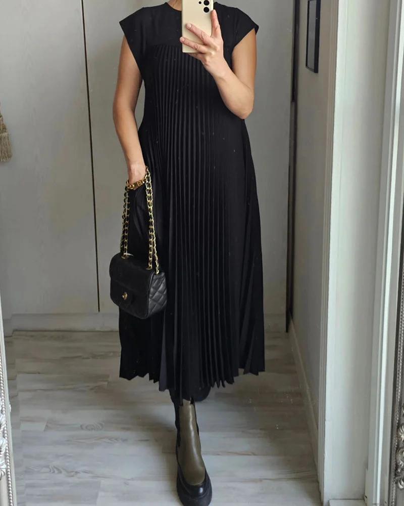 MAISIE | CLASSIC PLEATED DRESS