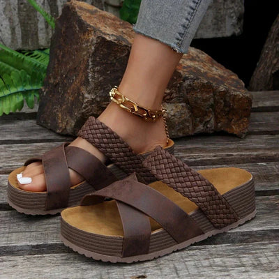 AIRA | ORTHOPAEDIC SANDALS